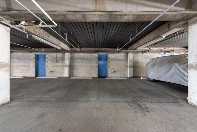 5008 S Macdill Ave Unit 10, Tampa, FL 33611 - view of parking garage