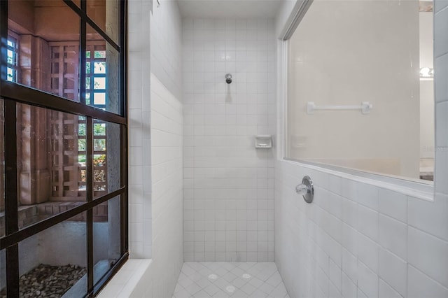 10 Greenhaven Cir, Oldsmar, FL 34677 - full bathroom with a tile shower