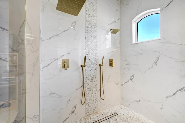 655 Whisper Woods Dr, Lakeland, FL 33813 - full bath with a marble finish shower