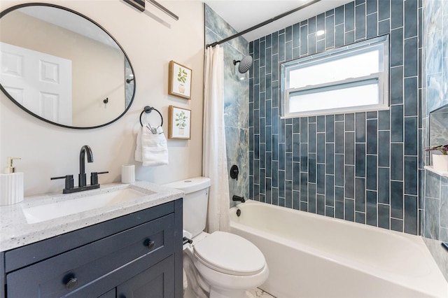 7494 7th St N, Saint Petersburg, FL 33702 - full bath with vanity, toilet, and shower / tub combo
