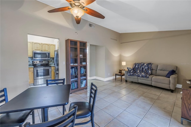 1630 Pine St, Largo, FL 33774 - photo 4