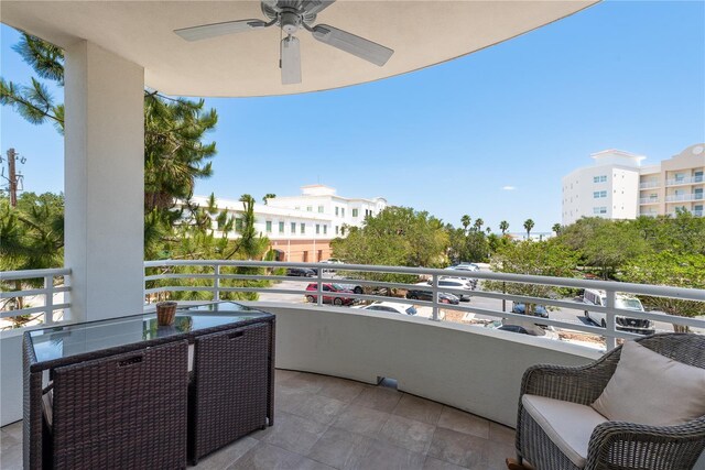 balcony with a ceiling fan