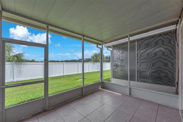 4862 Pond Ridge Dr, Riverview, FL 33578 - unfurnished sunroom with a water view
