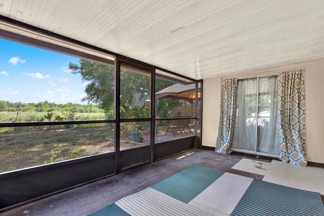 view of unfurnished sunroom