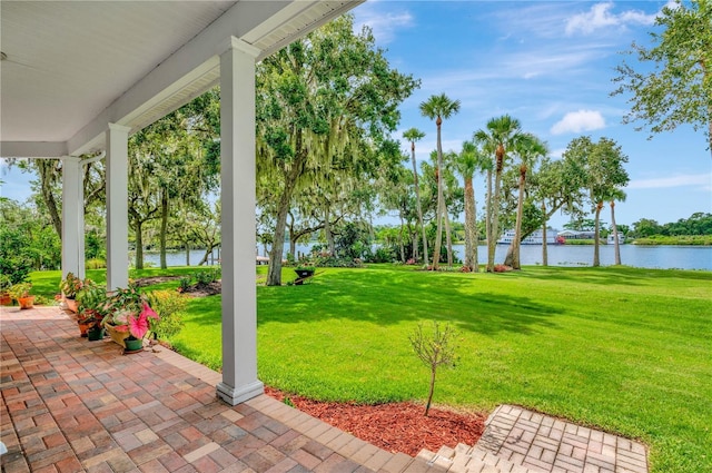16470 Oakview Cir, Alva, FL 33920 - view of yard featuring a water view