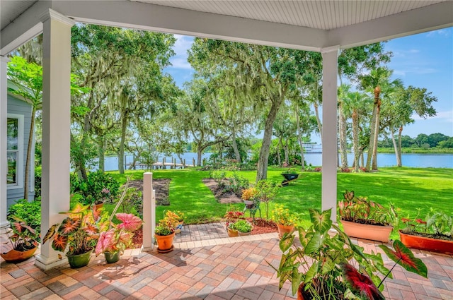 16470 Oakview Cir, Alva, FL 33920 - view of patio with a water view