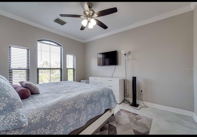 bedroom with visible vents, ornamental molding, baseboards, and ceiling fan