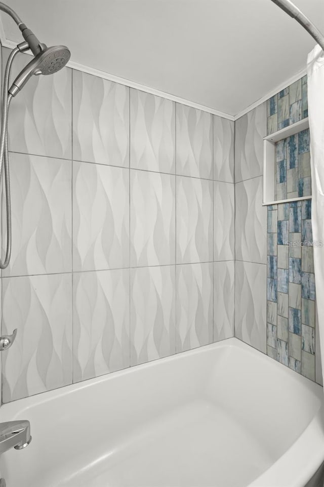 9980 Gulf Blvd Unit 603, Treasure Island, FL 33706 - full bath with shower / bath combo with shower curtain