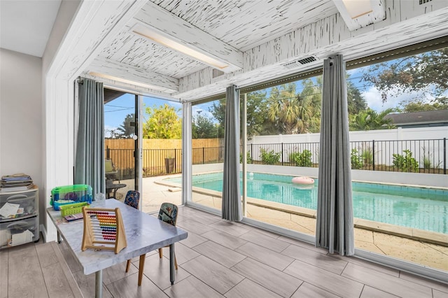 307 Orangewood Ln, Largo, FL 33770 - view of sunroom / solarium