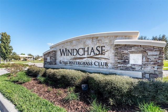 view of community / neighborhood sign