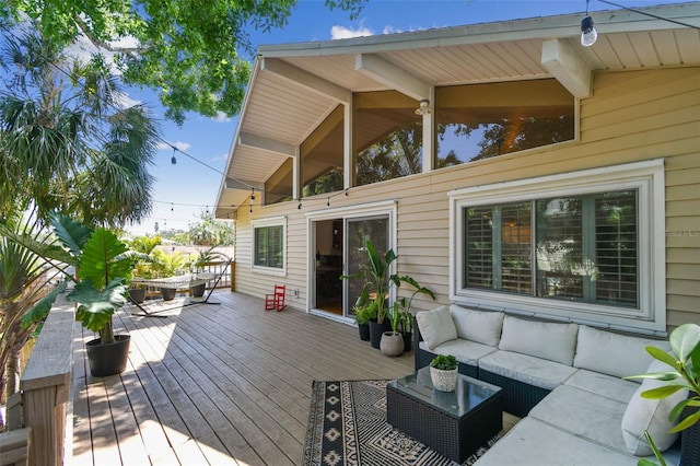 1735 Maryland Ave NE, Saint Petersburg, FL 33703 - deck with an outdoor hangout area