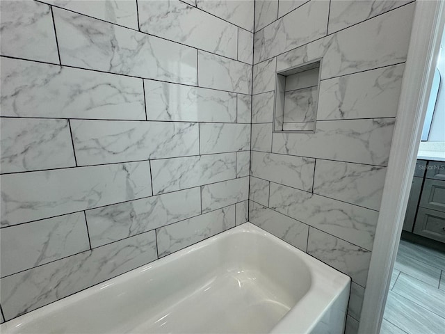 full bathroom featuring a washtub