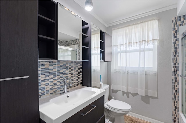 1099 7th Ave NE, Largo, FL 33770 - bathroom featuring an enclosed shower, toilet, ornamental molding, and tasteful backsplash