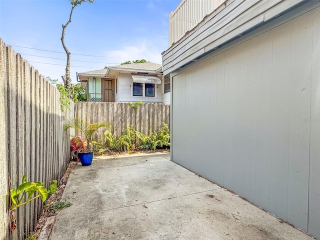 2235 Burlington Ave N, Saint Petersburg, FL 33713 - view of patio with fence
