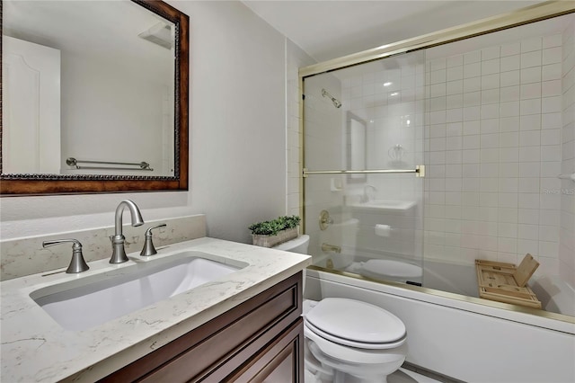 4175 Northmeadow Cir Unit 4175, Tampa, FL 33618 - full bathroom with toilet, enclosed tub / shower combo, and vanity