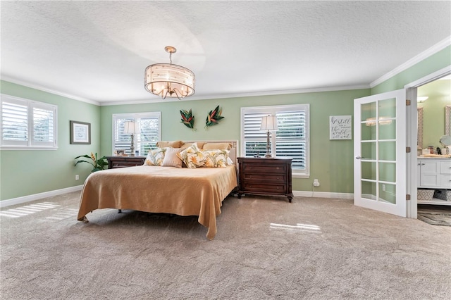 2701 W Bay Ave, Tampa, FL 33611 - carpeted bedroom featuring crown molding, a textured ceiling, and a chandelier