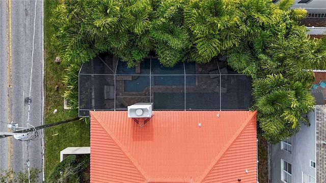 2701 W Bay Ave, Tampa, FL 33611 - drone / aerial view