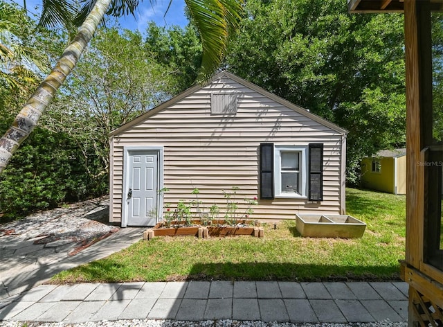 view of outbuilding