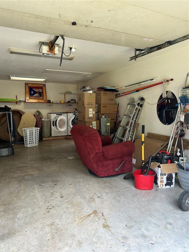 garage featuring independent washer and dryer