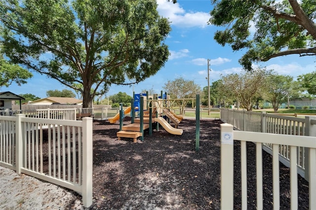 1601 Westerly Dr, Brandon, FL 33511 - community jungle gym with fence