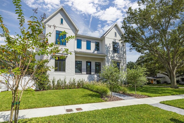 2218 S Occident St, Tampa, FL 33629 - view of front of property featuring a front yard