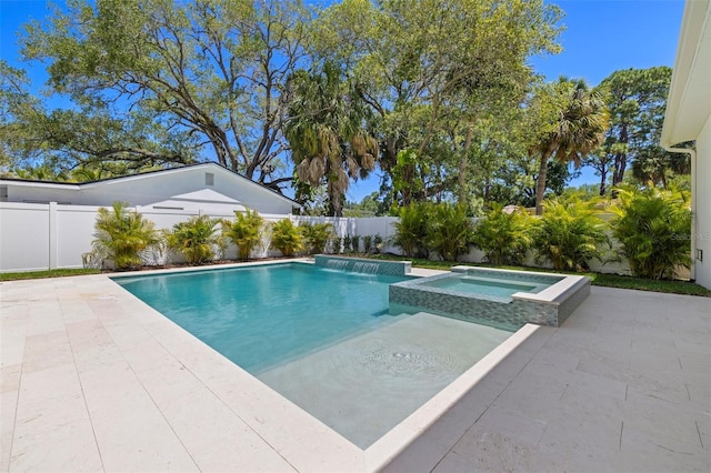 2218 S Occident St, Tampa, FL 33629 - view of swimming pool with a fenced backyard, a patio area, and a pool with connected hot tub