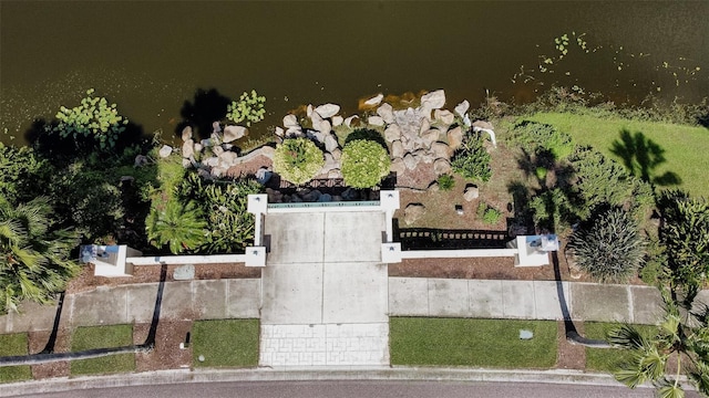 10517 Palm Cove Ave, Tampa, FL 33647 - drone / aerial view