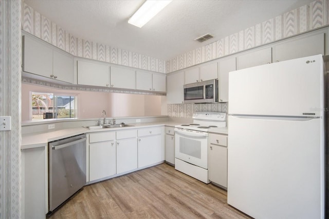 3055 Steeplechase Dr, Lakeland, FL 33811 - photo 8