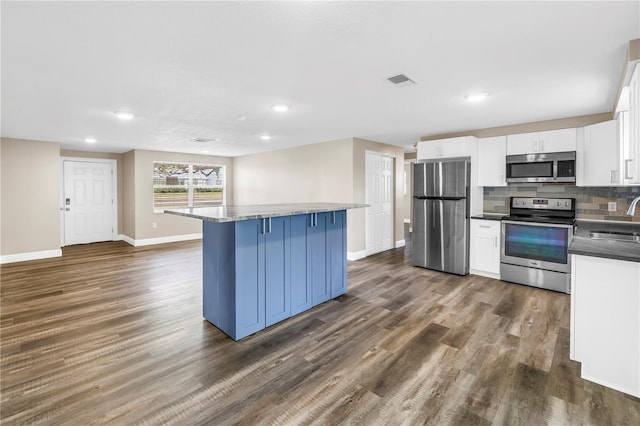 518 62nd Ave NE, Saint Petersburg, FL 33702 - photo 10