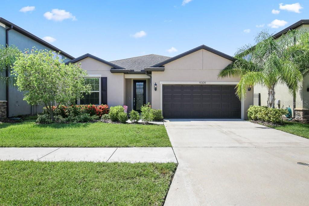 9309 Tradewater Oaks Ct, Riverview, FL 33578 - photo 1