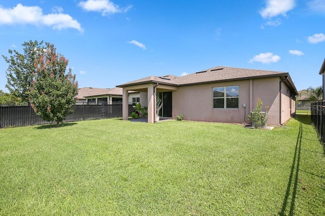 9309 Tradewater Oaks Ct, Riverview, FL 33578 - rear view of property featuring stucco siding