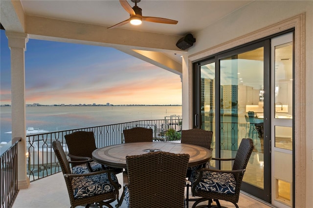 5939 Bayview Cir S, Gulfport, FL 33707 - balcony with a water view and a ceiling fan