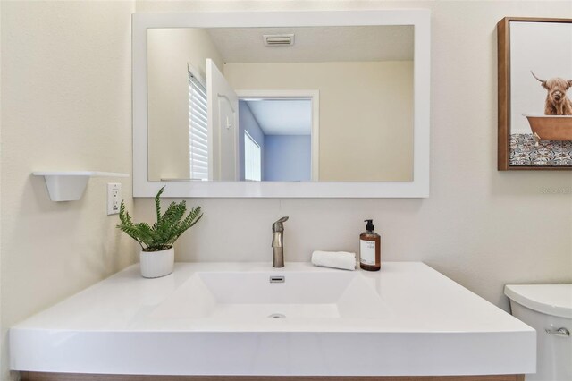 2547 Lexington Oak Dr, Brandon, FL 33511 - bathroom with vanity and toilet