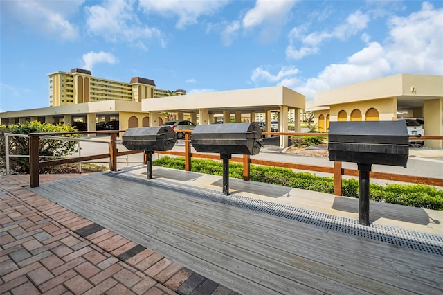 4725 Cove Cir Unit 601, Saint Petersburg, FL 33708 - view of deck