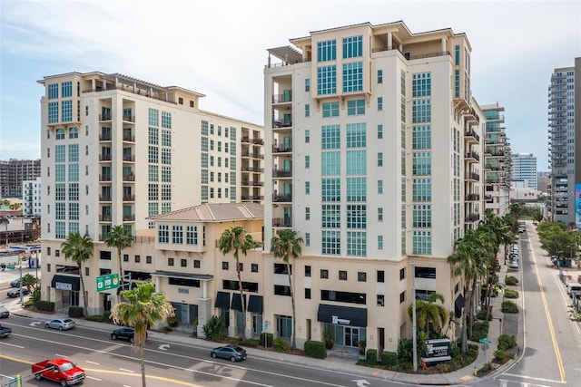 1227 E Madison St Unit 902, Tampa, FL 33602 - view of property with a city view