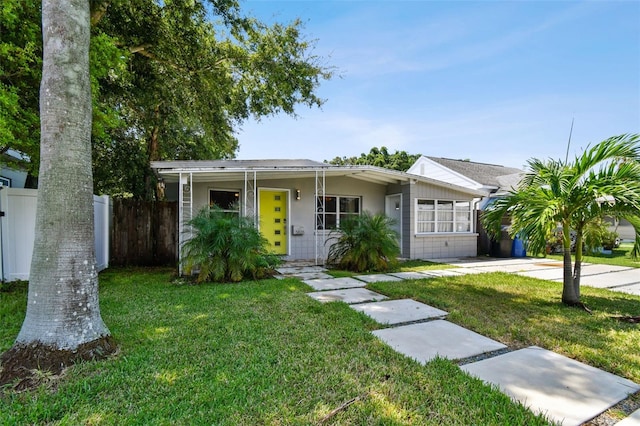 3626 17th St N, Saint Petersburg, FL 33713 - single story home featuring fence and a front lawn