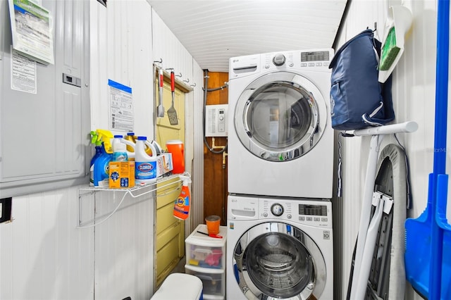 3626 17th St N, Saint Petersburg, FL 33713 - laundry area featuring stacked washer and dryer and laundry area