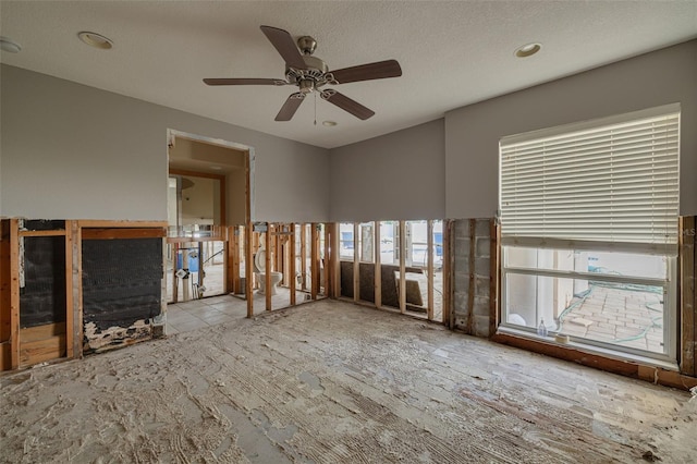 219 Miramar Blvd NE, Saint Petersburg, FL 33704 - photo 21