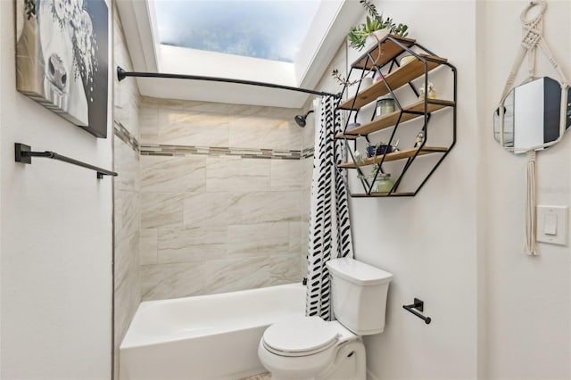 1502 Creekbend Dr, Brandon, FL 33510 - full bathroom with shower / bath combo with shower curtain and toilet