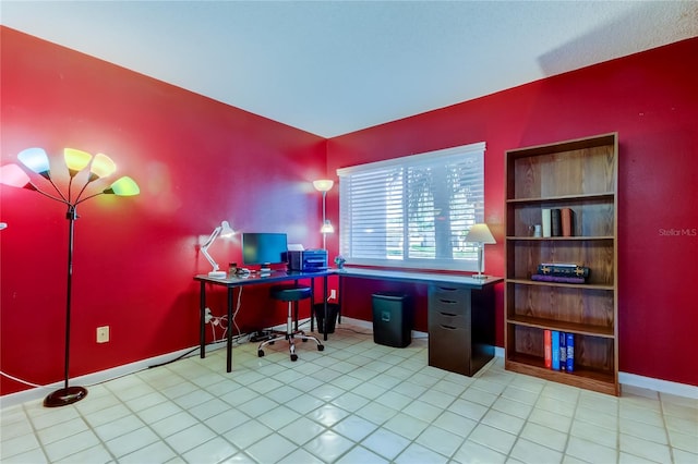 2600 Forest Run Ct, Clearwater, FL 33761 - home office with baseboards
