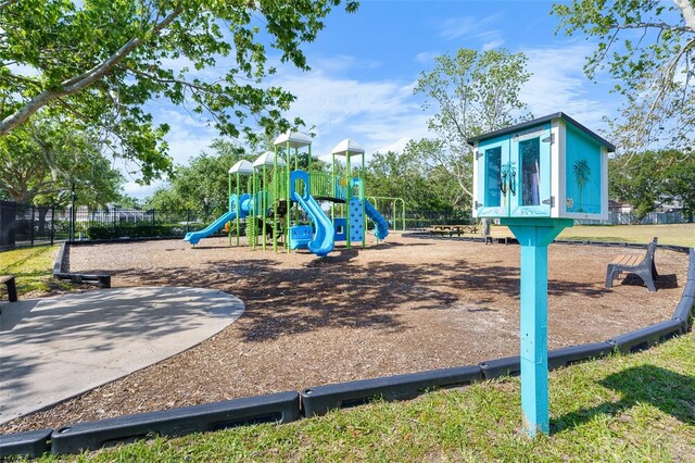 5084 Misty Canal Pl, Bradenton, FL 34203 - photo 29