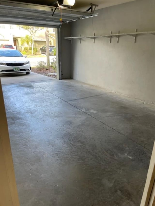 2950 Willowleaf Ln, Wesley Chapel, FL 33544 - view of garage