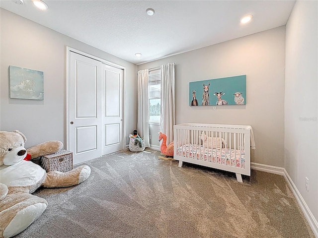 18203 Pine Hammock Blvd, Lutz, FL 33548 - carpeted bedroom with baseboards