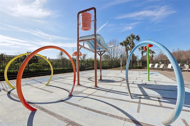 3046 Donington Castle Ln, Land O Lakes, FL 34638 - view of home's community with fence