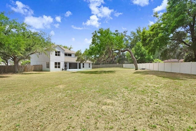 808 Hickory Glen Dr, Seffner, FL 33584 - view of fenced backyard