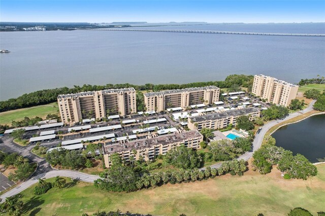 bird's eye view featuring a water view