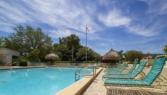 2615 Cove Cay Dr Unit 409, Clearwater, FL 33760 - view of community pool