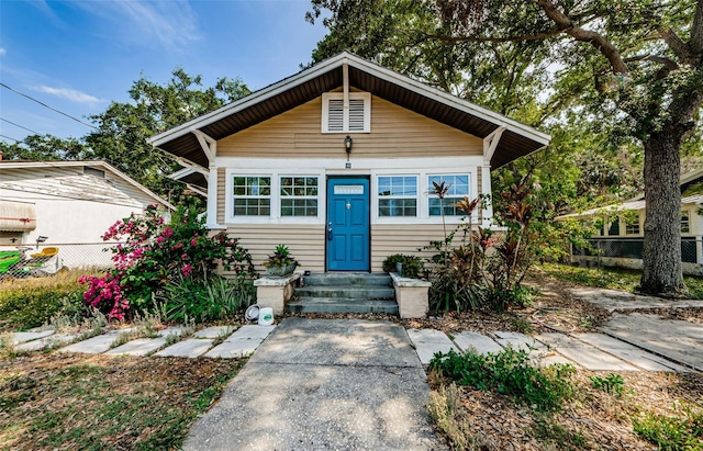 41 W Boyer St, Tarpon Springs, FL 34689 - bungalow-style house with fence