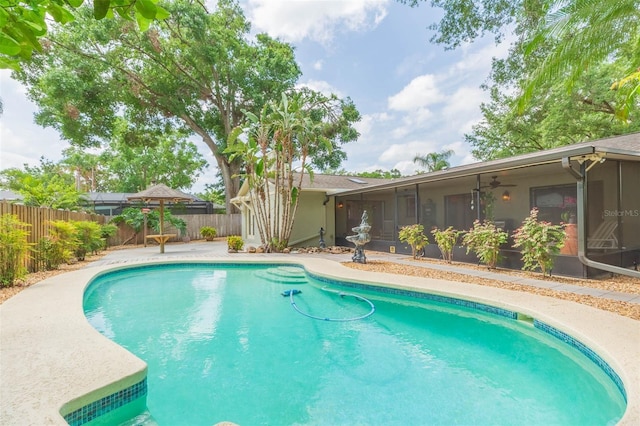 3714 Village Estates Pl, Tampa, FL 33618 - view of swimming pool featuring a patio, fence, a fenced in pool, and ceiling fan