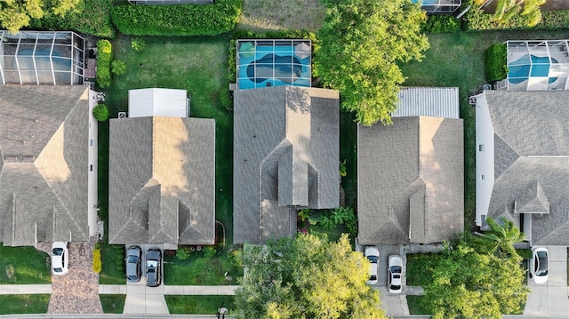 birds eye view of property featuring a residential view